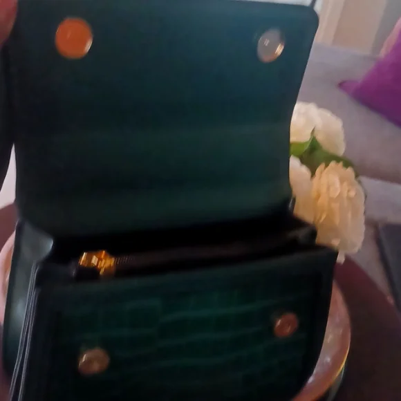 The Mini Bag - Picture 8 of 10